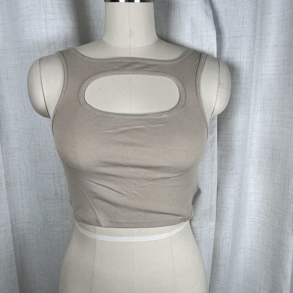 Lululemon‎ LA Front Cut-Out Crop Ribbed Tank Trench Tan Brown Size 4